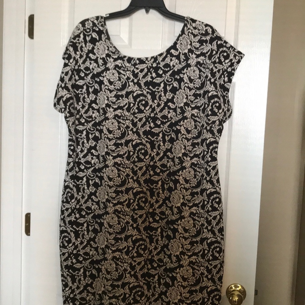 Plus size dress
